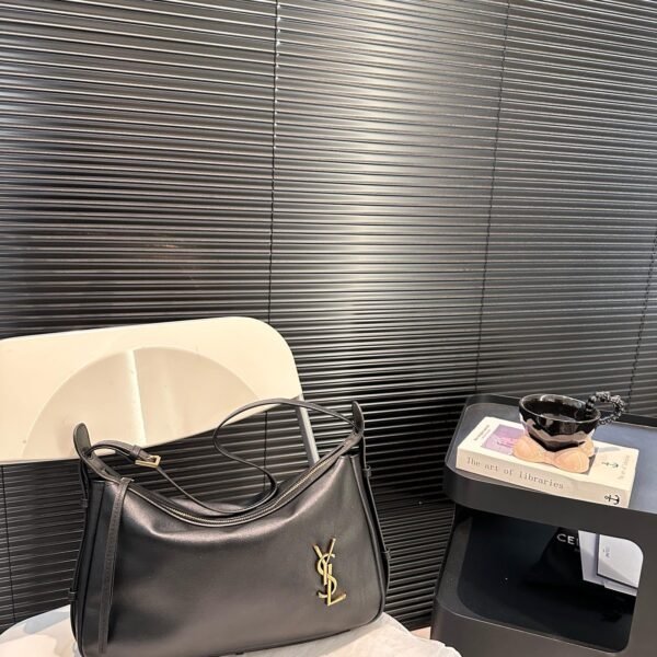 YSL 9857 39*29cm 9856 34*21cm