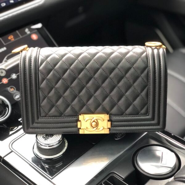 Chanel boy Bag