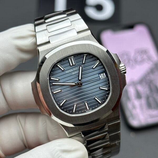 Patek Philippe Nautilus Collection 5711
